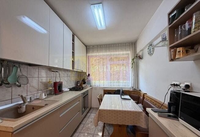 Apartament 2 camere 54mp Piata Straduintei Cultural (loc parcare)